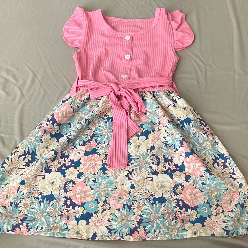 🌸 3/$15 Kids floral dress